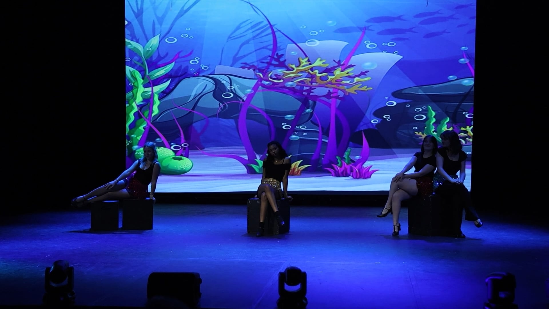 She's In Love - Shaina Luft & Ensemble