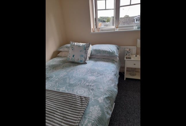 Lovely detached property in Prime Location Main Photo