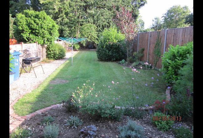 Unmissable - Short let in lovely ensuite double Main Photo
