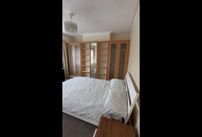 Double Room Available now! Main Photo