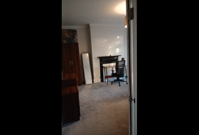 Room to rent  Main Photo