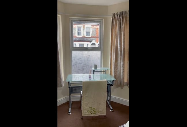 ***   Student   House   Norris Road *** Main Photo