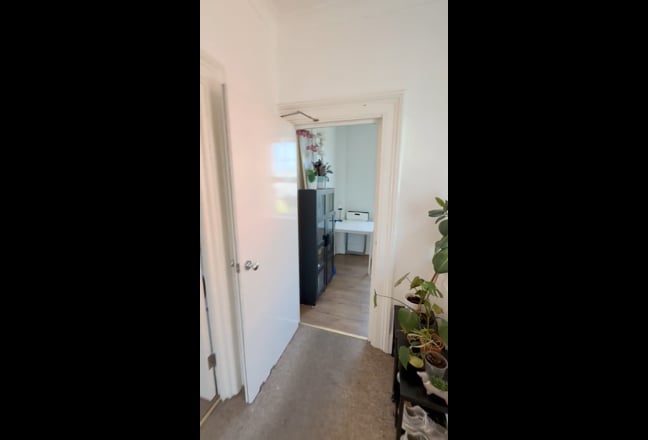 Photo 1: undefined