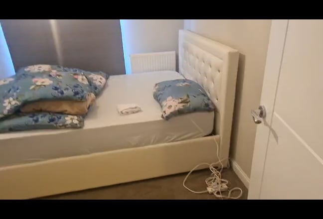 Modern Double Room in Stylish Flat – All Bills Inc Main Photo