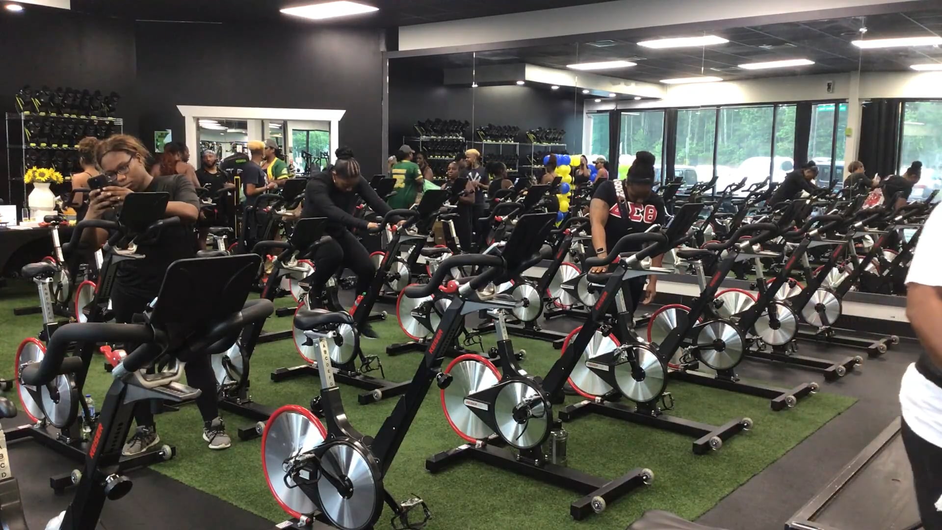 HOME | Shock Fitness Studio