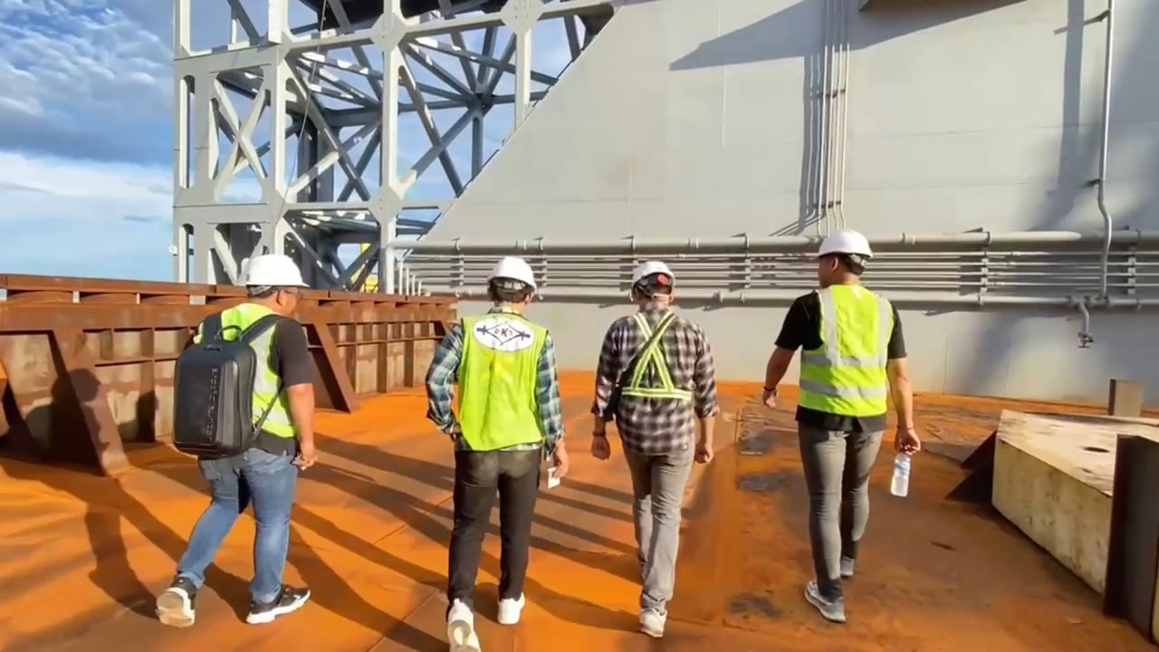 https://i.vimeocdn.com/video/2016829022-3df1373a882959fece7f74de4311a8179a51a0c7cd6623095dddd2ed951d9a0d-d