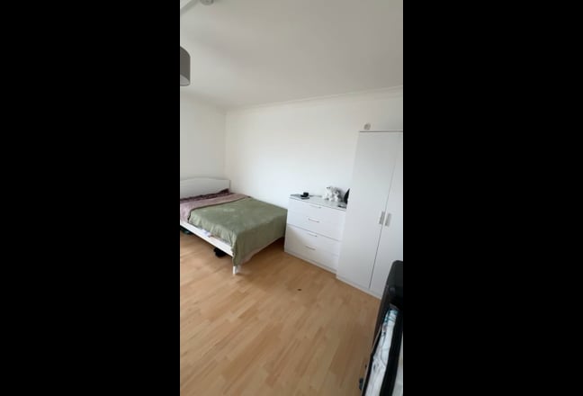 Bill included big ensuite Main Photo