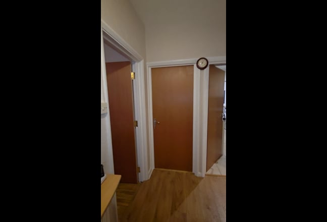 Rooms for Rent  Main Photo