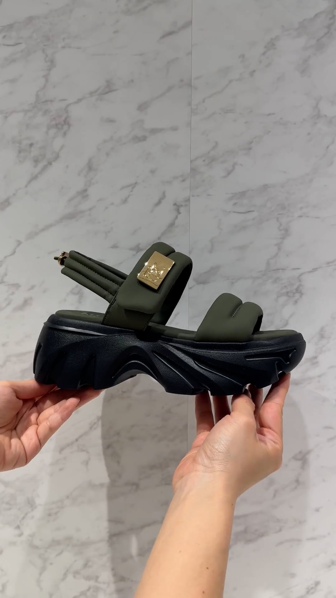 ダブルベルトパデットサンダル / 554216 | [公式]NICAL（ニカル）通販