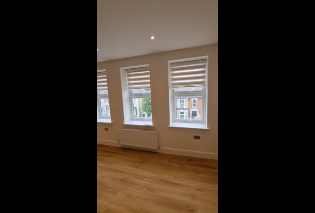 BRAND NEW - Luxury - 1 Double Ensuite Bedroom Main Photo