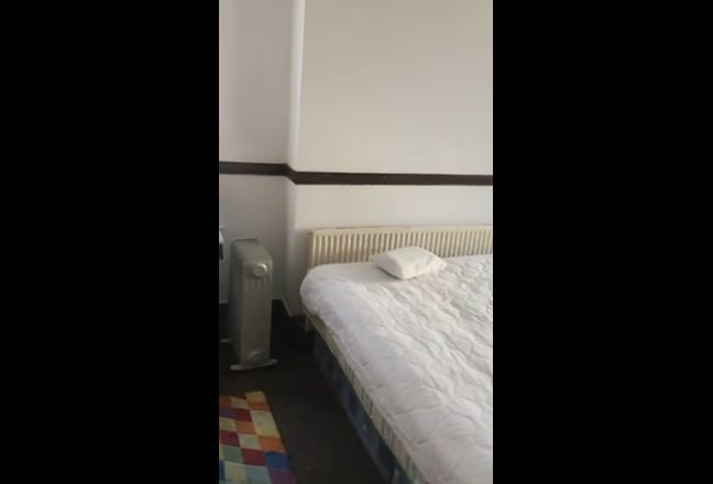 Large double room near Leytonstone station Main Photo