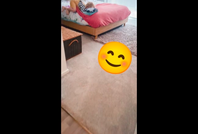 Huge double room in a 2 bedroom modern flat Main Photo