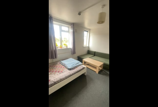 Friendly Flat Share Near ASDA All Bills Inclusive Main Photo