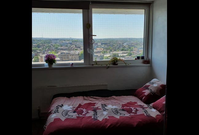 Double Room + Balcony. June 19. All Bills Included Main Photo