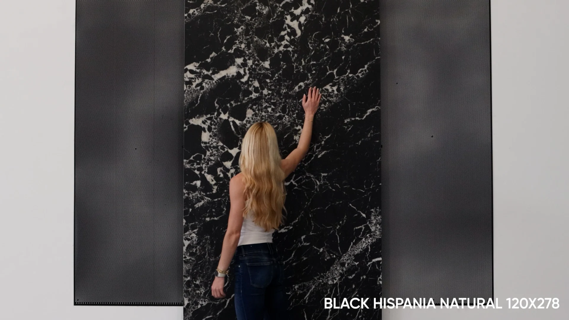 HISASHI PUERTA DEL SOL　BLACKEN XLINING-BLACK HISPANIA NATURAL RECT 120X278