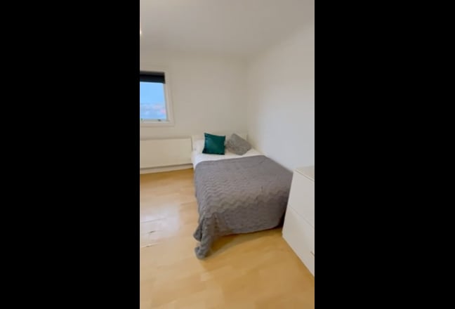 Double Ensuite Bills Included Main Photo