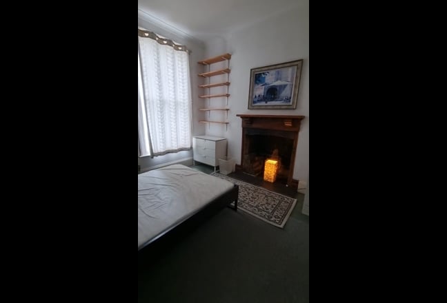 Gorgeous bright large double room Lovely house Main Photo