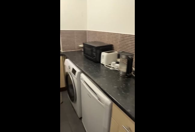 Double Room Available  Main Photo