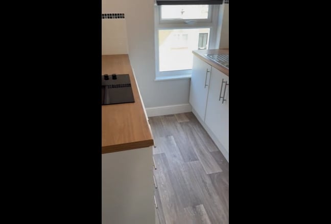 1-Bedroom Flat To Let – Available Now Main Photo