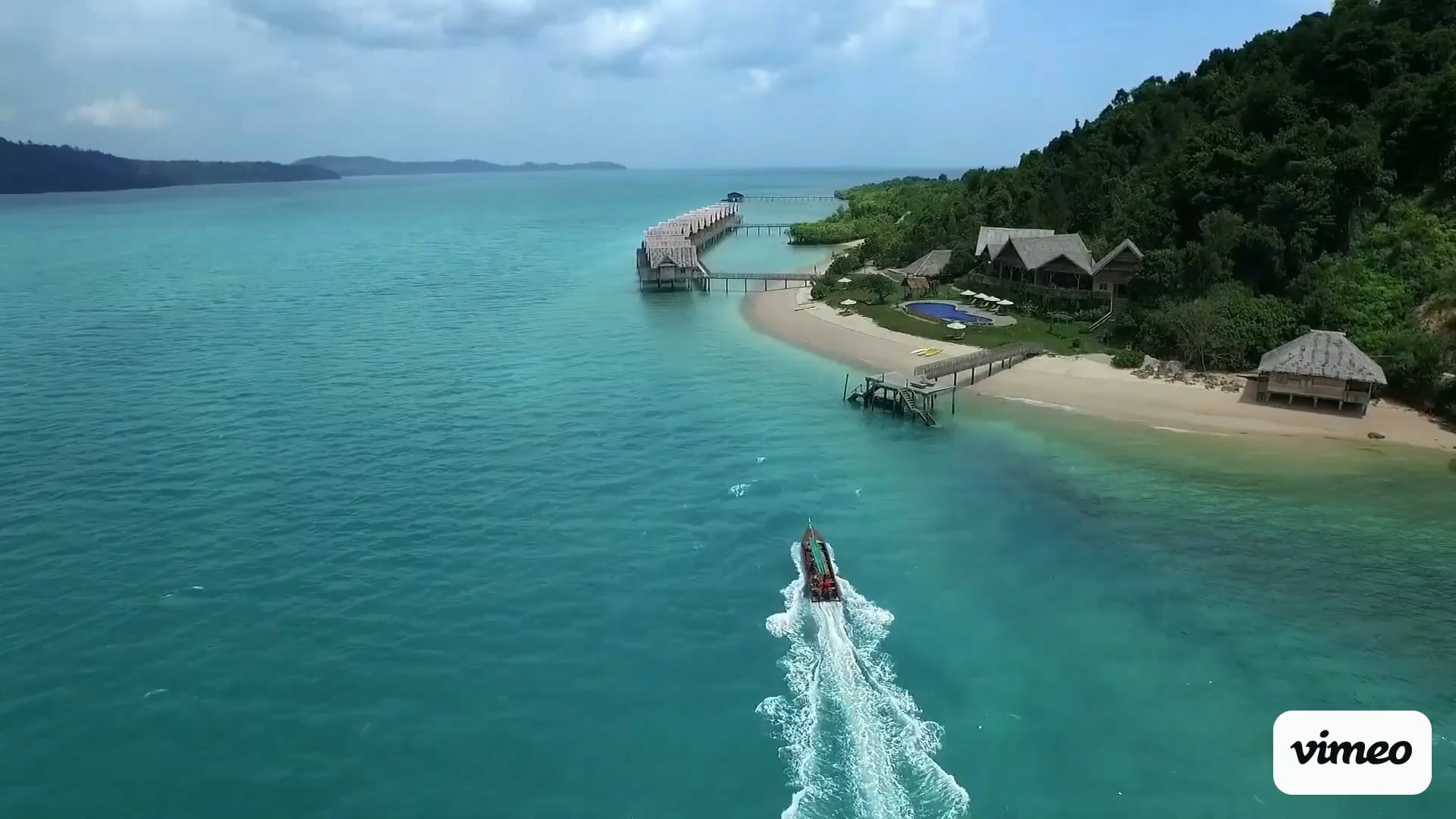 https://i.vimeocdn.com/video/2017538082-4d1450657901b60c771682e72cdfb52506335ddceb606f28da00b66e38fc750e-d