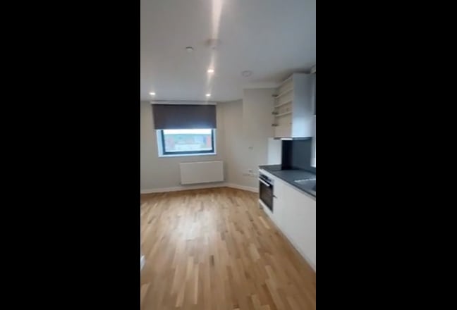 Sublet for one month in June-Harrow Wealdstone  Main Photo