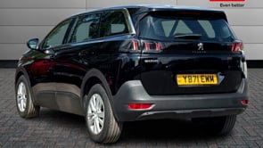 PEUGEOT 5008 2021 (71)