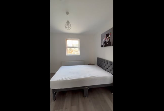 Ensuite Studio Room In Hampton Main Photo