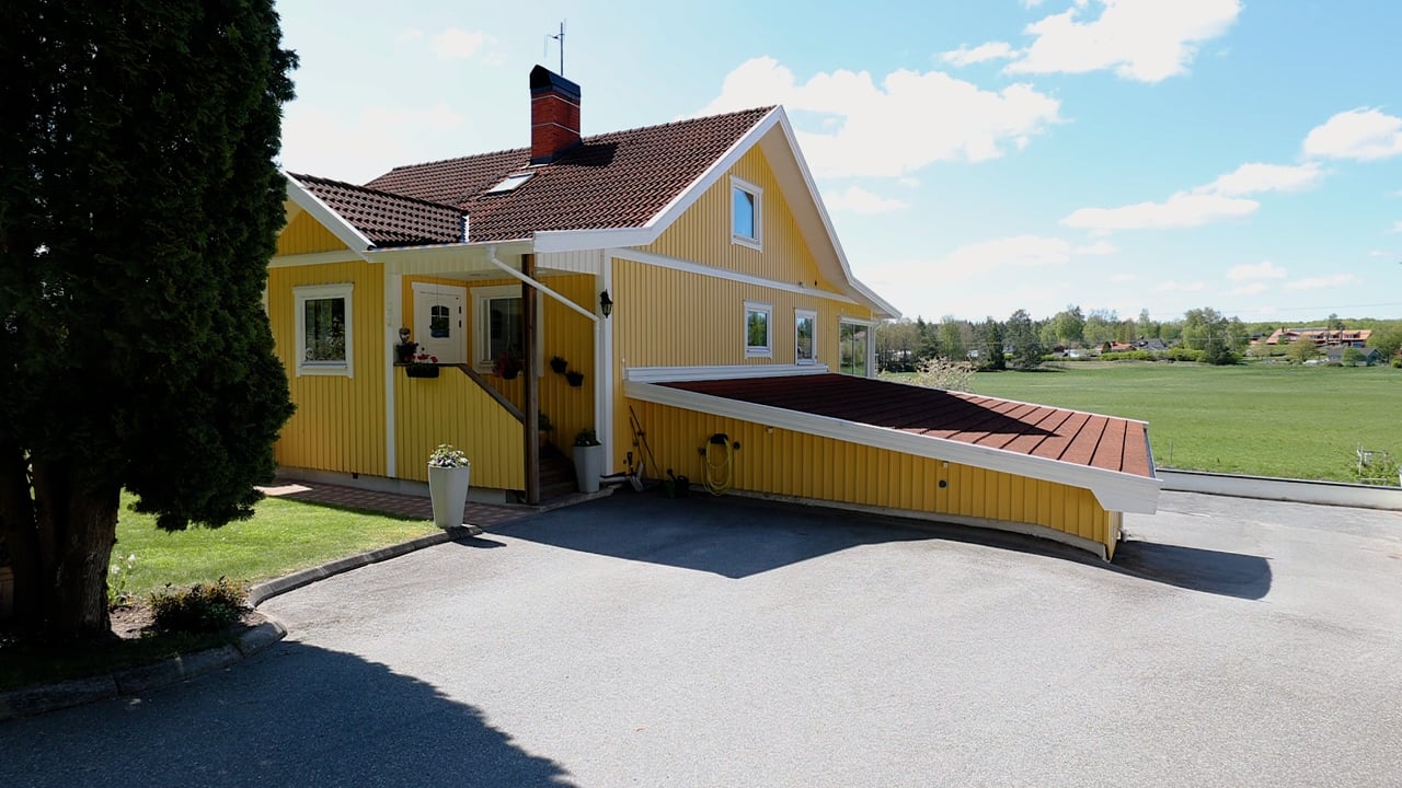 9 rum Villa på Mossmyran 142 Rosersberg - Norrsunda Skoby Sigtuna kommun - bild 2