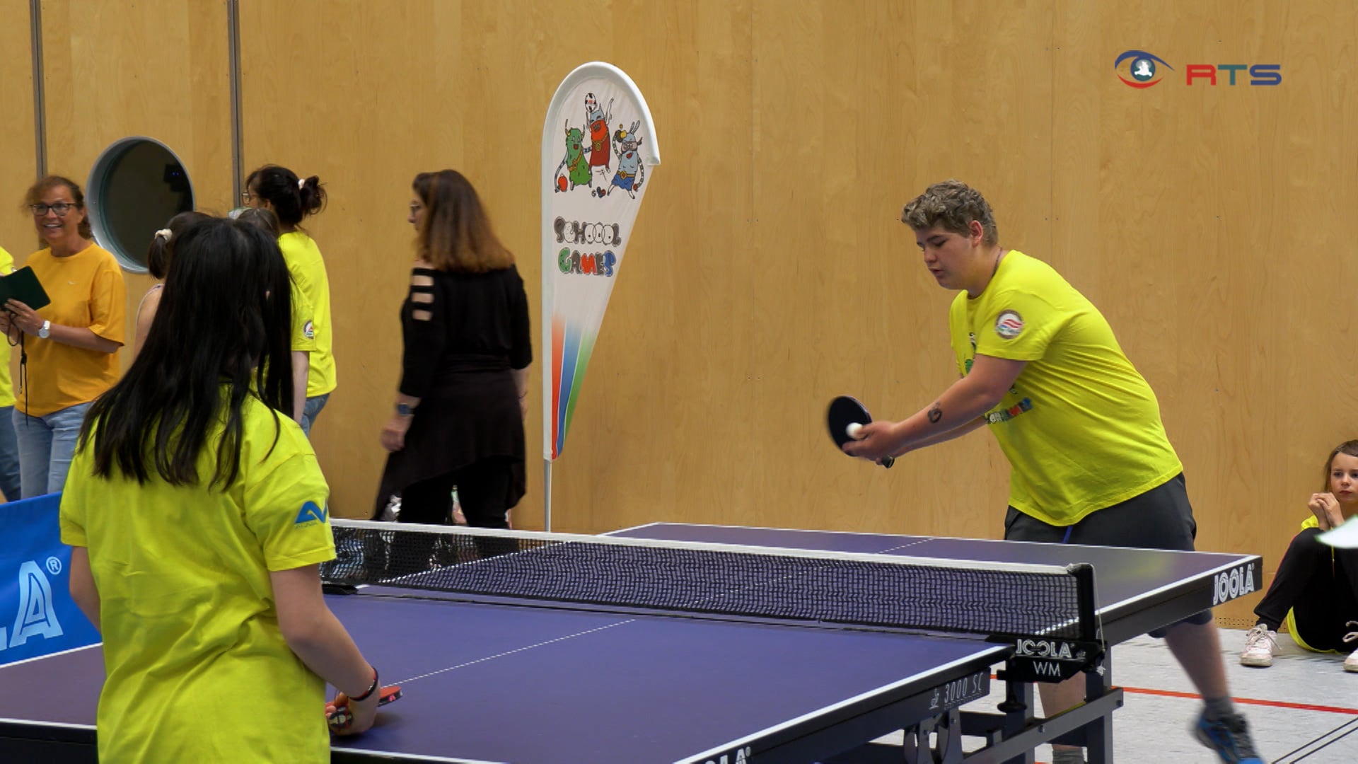 sport-verbindet-bei-den-school-games-im-sportzentrum-rif