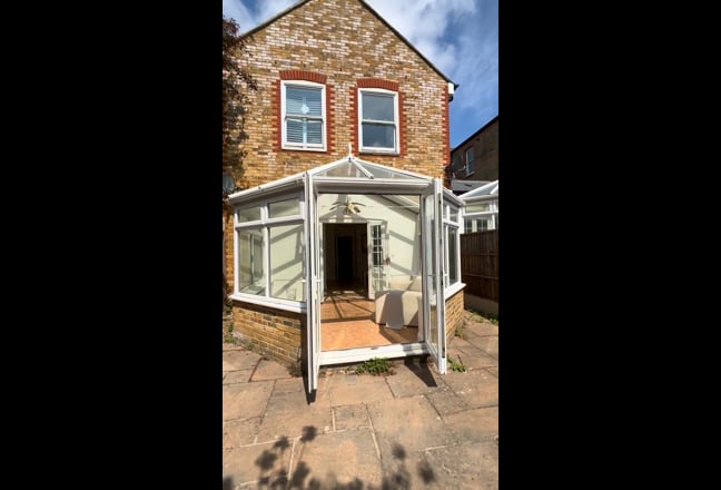 🌿 Beautiful 2B2B House with Garden in Wimbledon | Main Photo