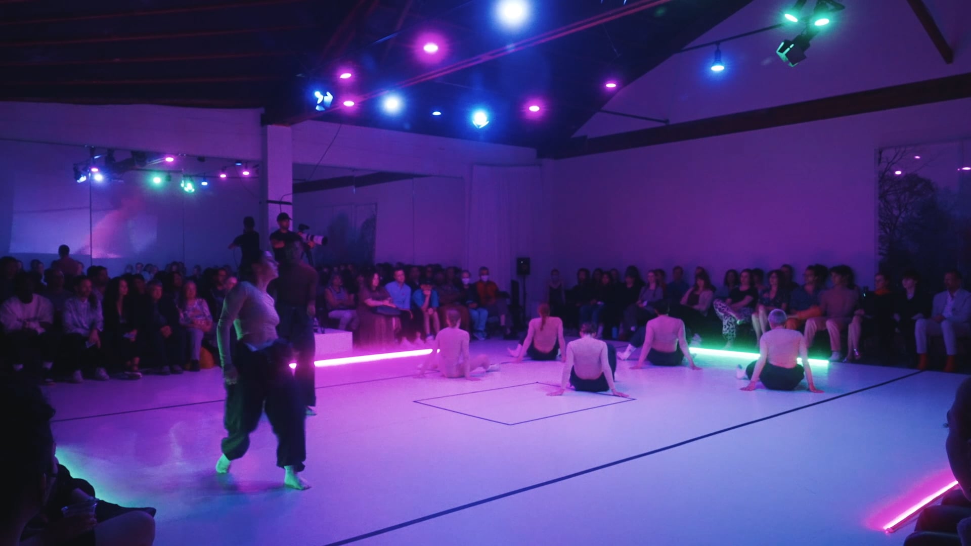 Outsider 5min, Open Space // Franco Nieto