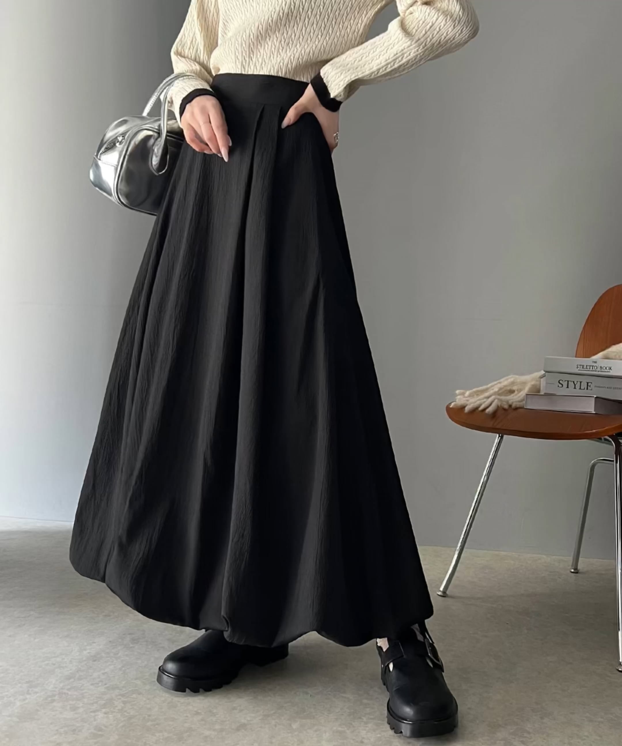 ふんわり大人可愛い。タック入りシボジョーゼットバルーンスカート