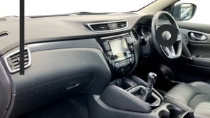 NISSAN QASHQAI 2018 (18)