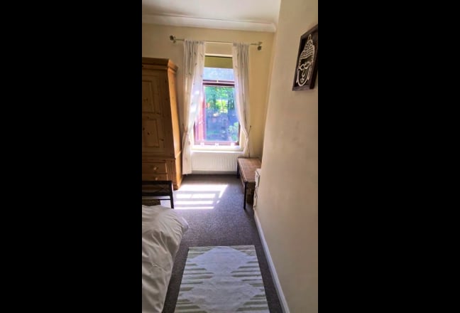 Photo 1: undefined
