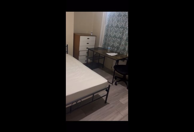 Newly Refurbish Room Call Any Time Main Photo