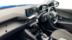 PEUGEOT 2008 2021 (70)