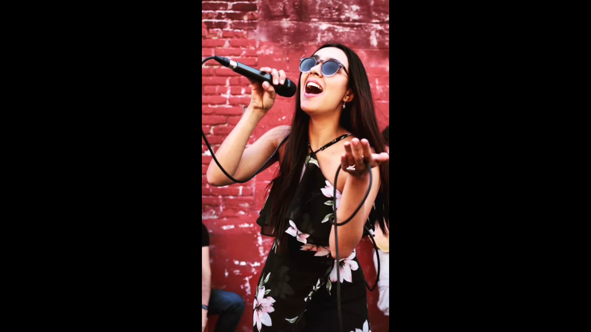 Promotional video thumbnail 2 for La Flor de Lis