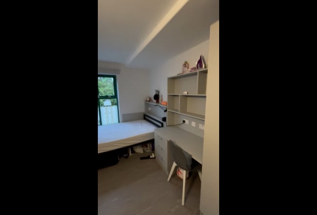 Single En Suite Room in Manchester Rusholme Main Photo