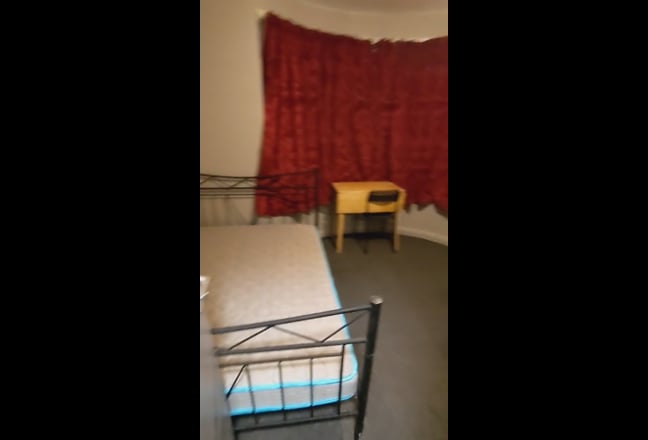 Photo 1: undefined