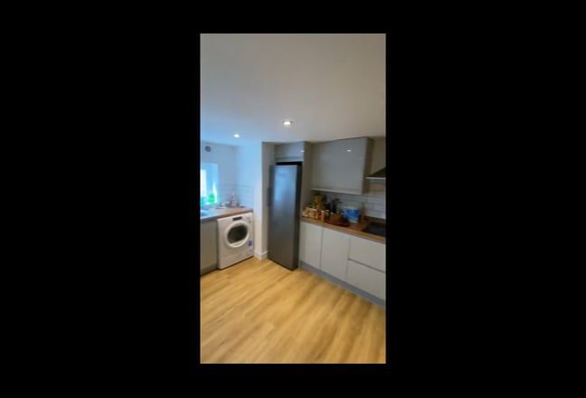 8 Bed Headingley house share bills included Main Photo