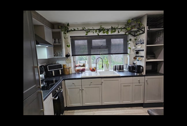 2 Bedroom studio flat, all bills included Main Photo