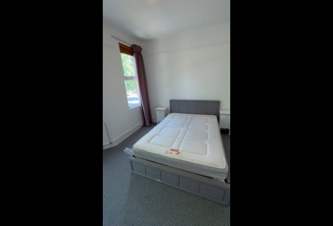 Lovely Double Rooms (Shared House) in  NW10 8Re Main Photo