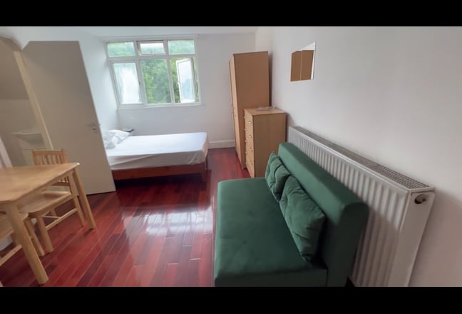 Bills Inclusive Amazing Studio, Central London  Main Photo