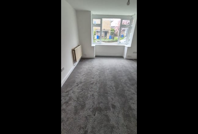 Bright & Spacious Flat – Ideal for Young Couples Main Photo