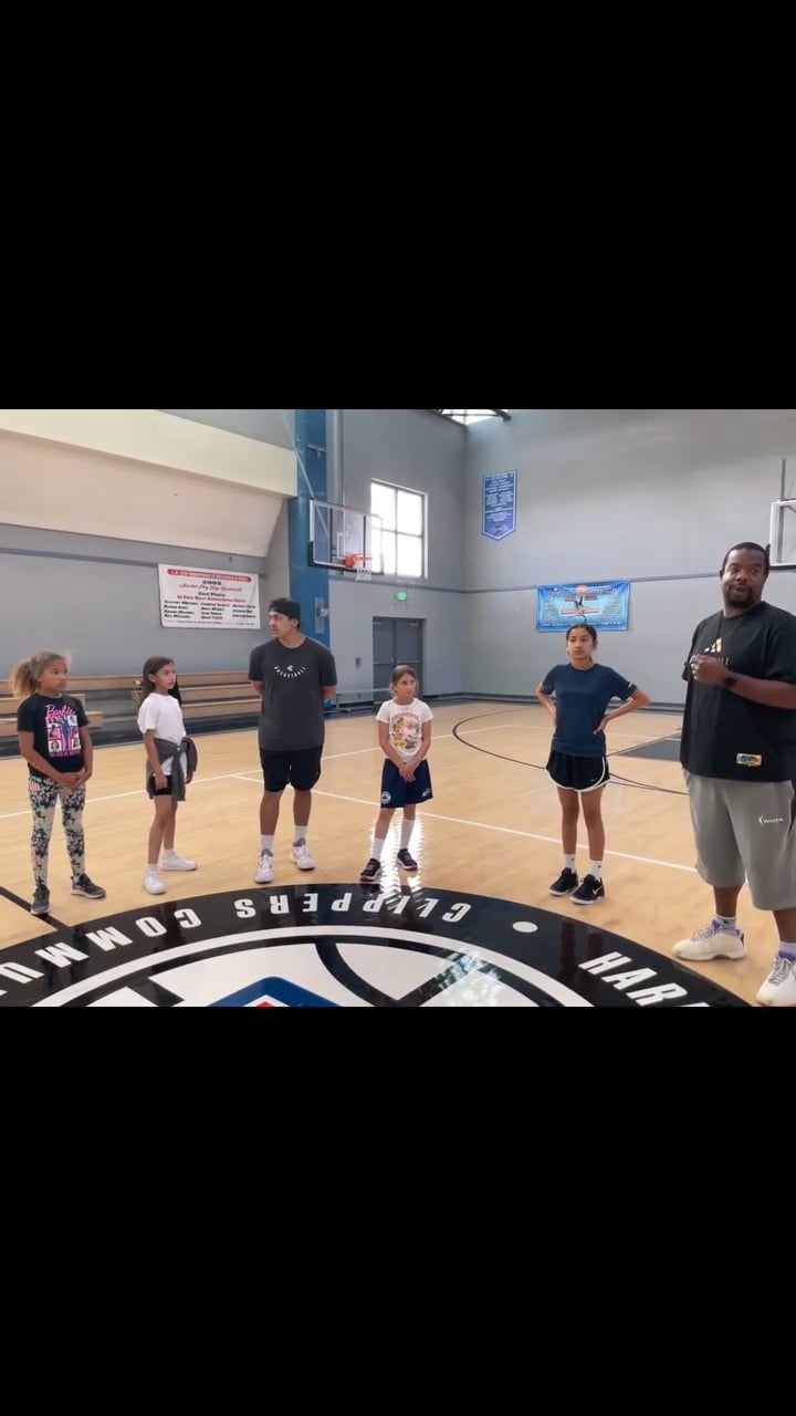 https://i.vimeocdn.com/video/2019125920-d6dacb1ee5f3a71eb35a57a26bc0337e067a9fd47461cec512472f3498e47d64-d