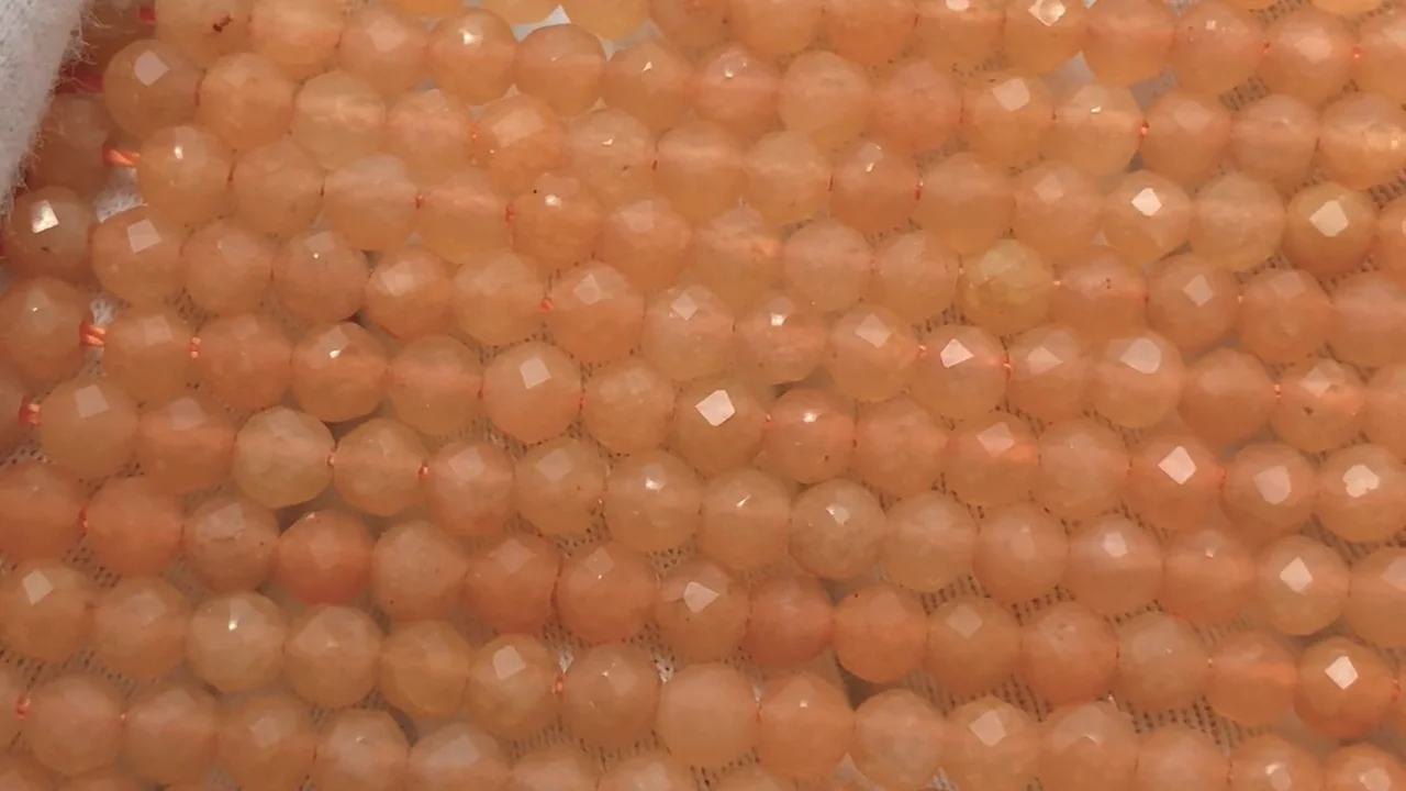 オレンジアベンチュリン ラウンドカット4mm ｜天然石ビーズの卸問屋