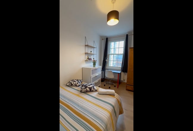 Gorgeous Single Room - Clerkenwell Main Photo
