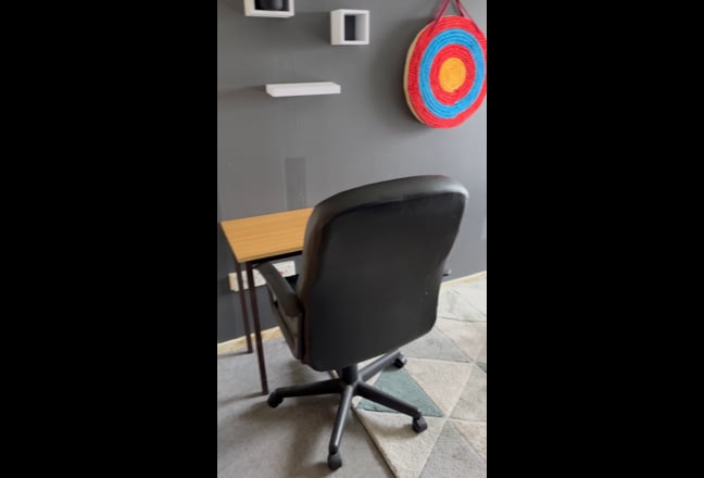 Double Bedroom in City Centre Flat - G1 2TE Main Photo