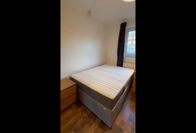 Video 1: Bedroom 3: £950 - available June 27th