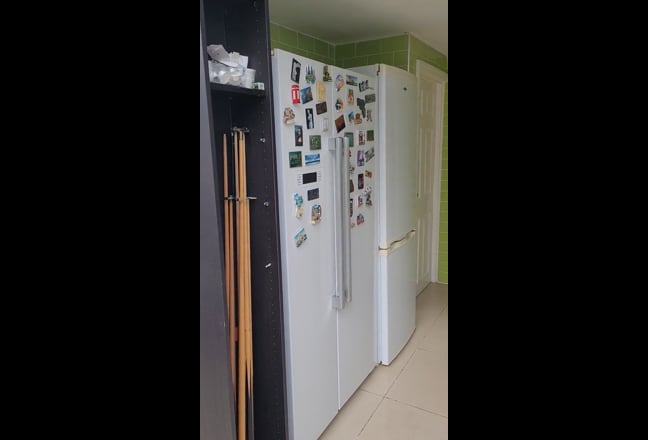 Large Double Room - 2 Min from Tram Stop - £570 Main Photo